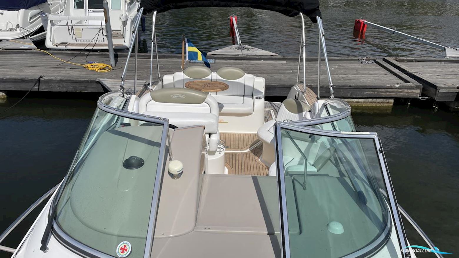 Sea Ray 240 SUNDANCER
