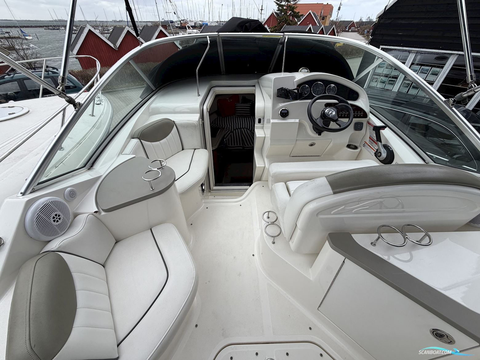 Sea Ray 245 Sundancer