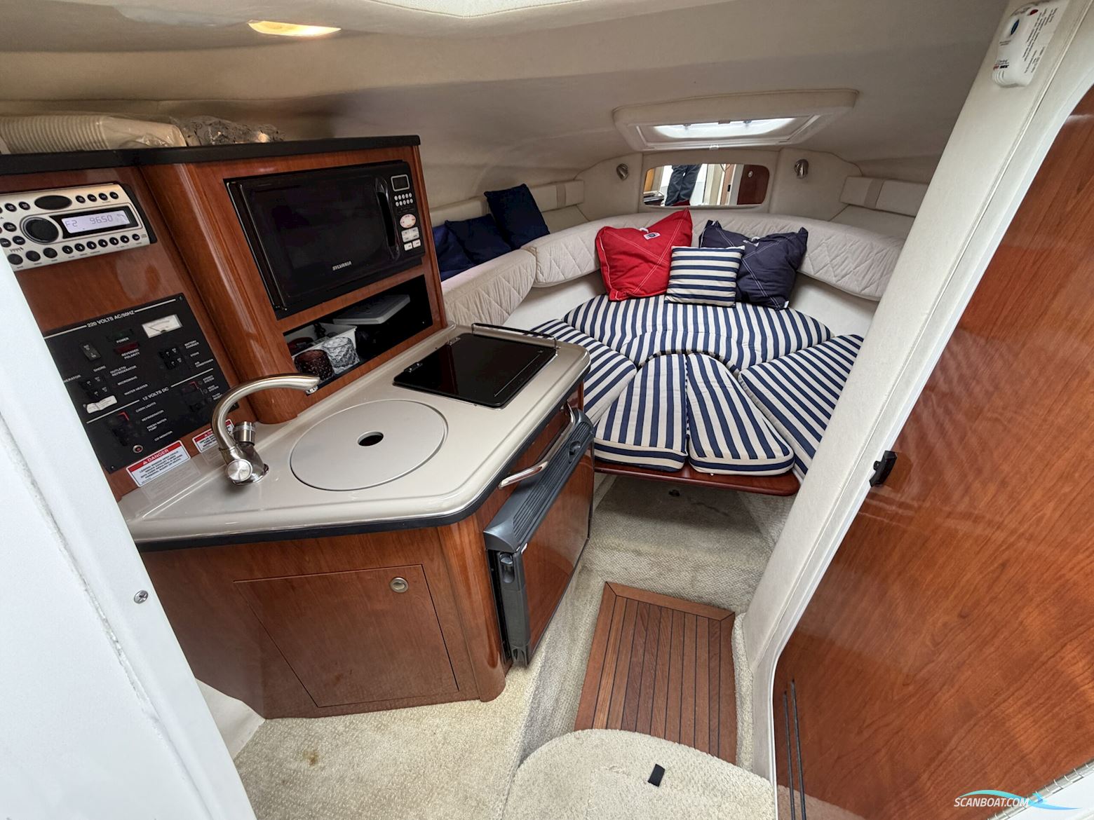 Sea Ray 245 Sundancer