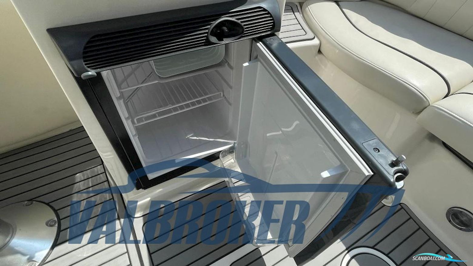 Sea Ray 250 SLX