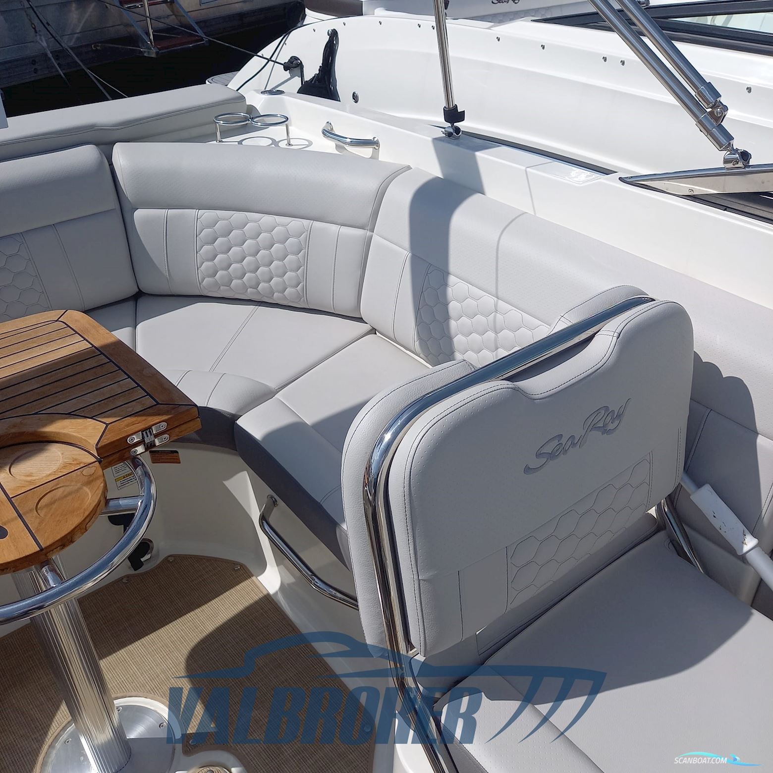 Sea Ray 250 Sun Sport