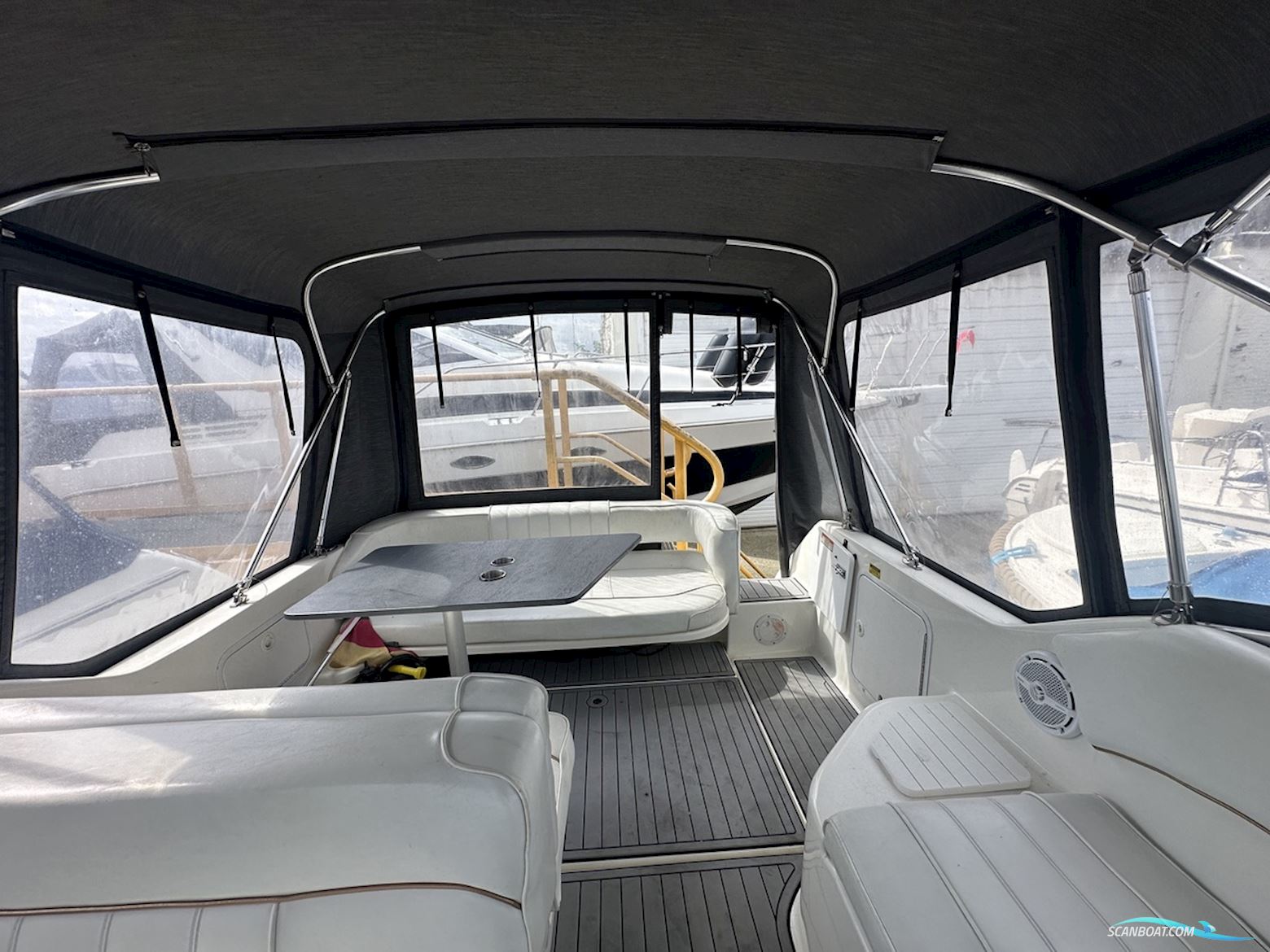 Sea Ray 250 Sundancer