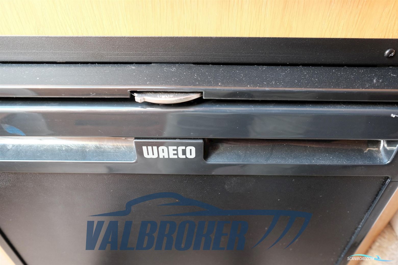 Sea Ray 255 DA Sundancer