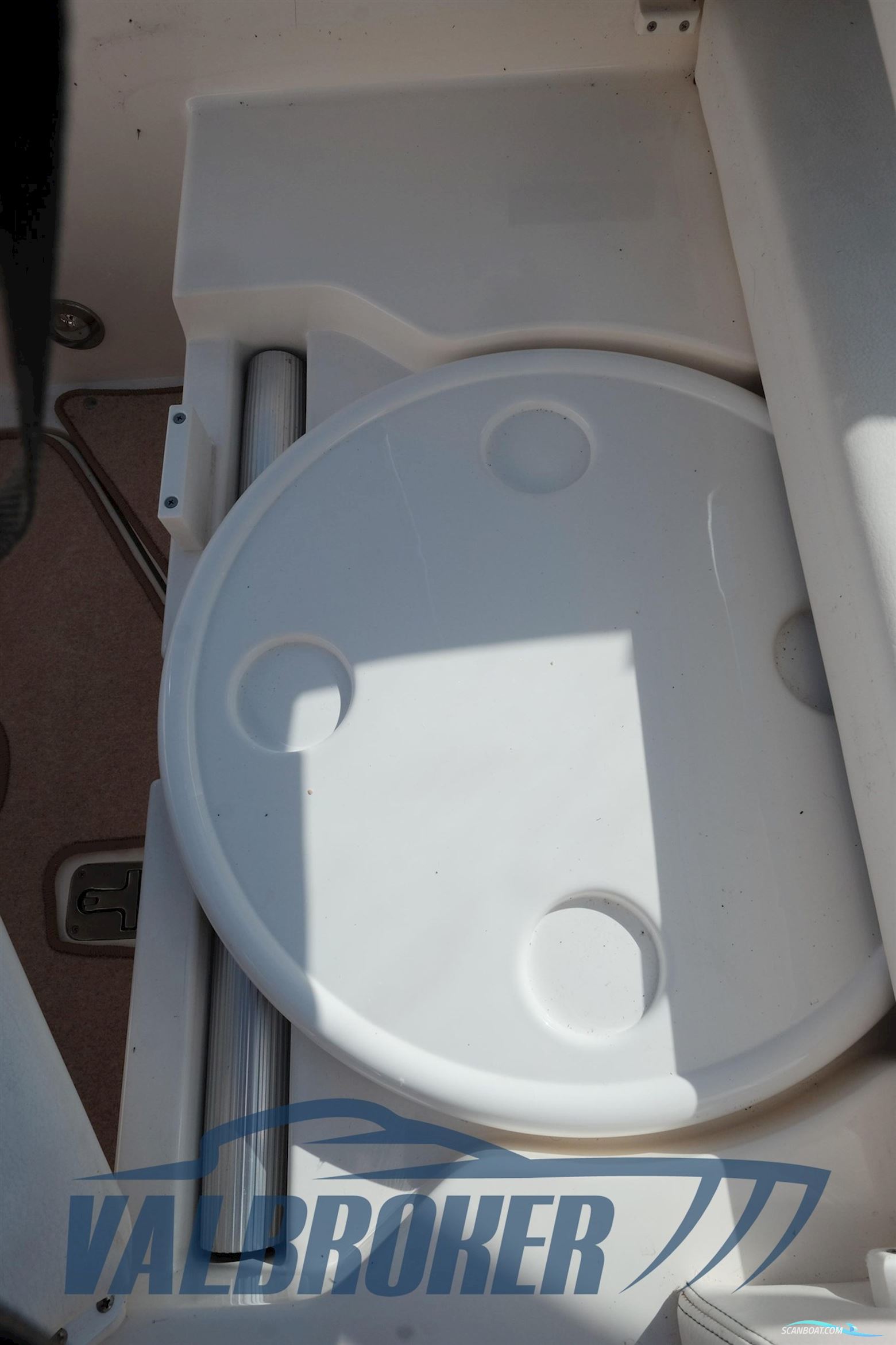 Sea Ray 255 DA Sundancer