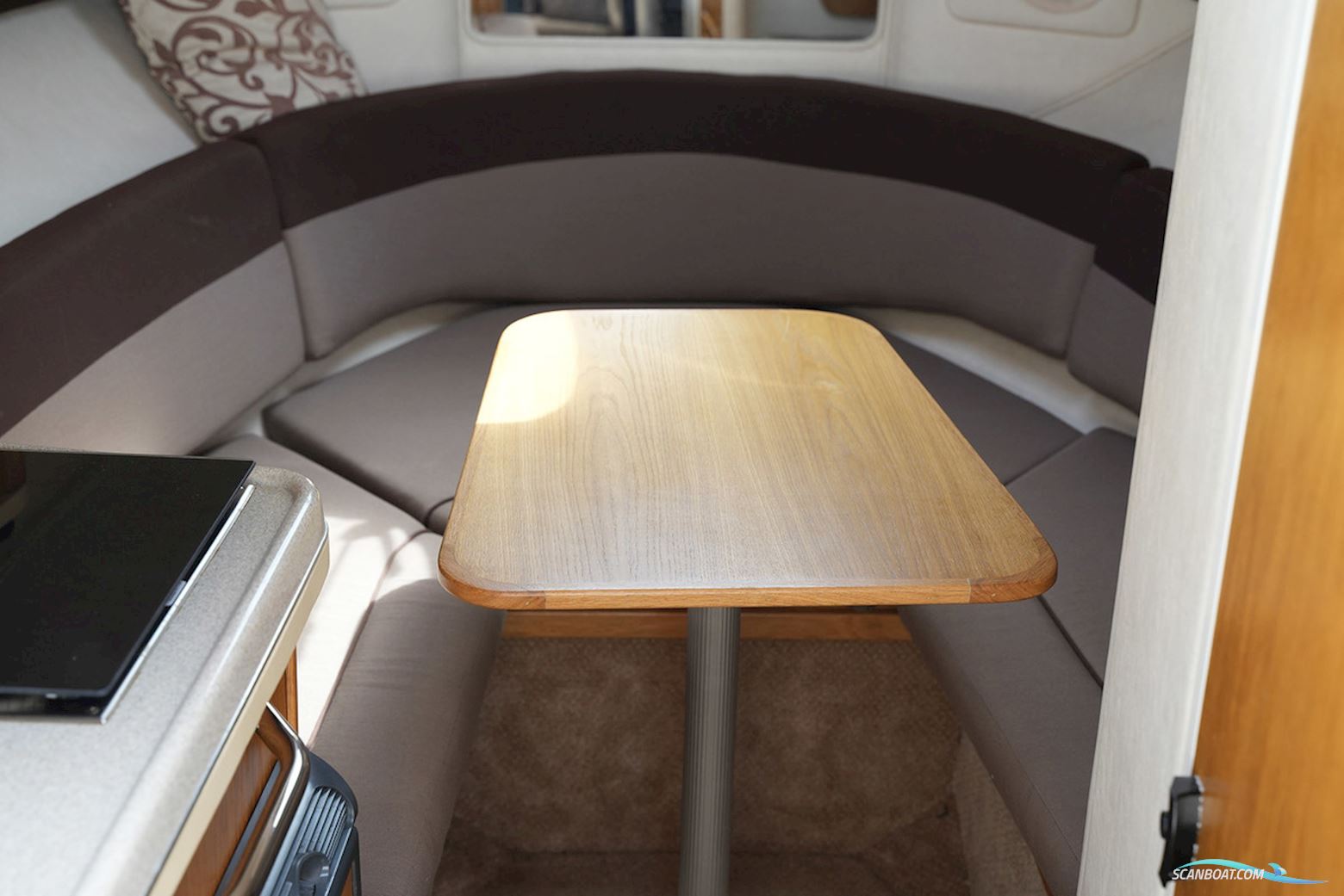 Sea Ray 255 Sundancer