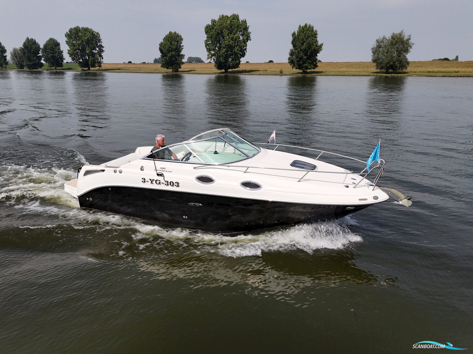 Sea Ray 255 Sundancer