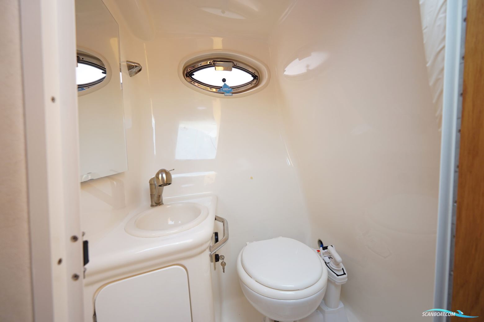 Sea Ray 255 Sundancer