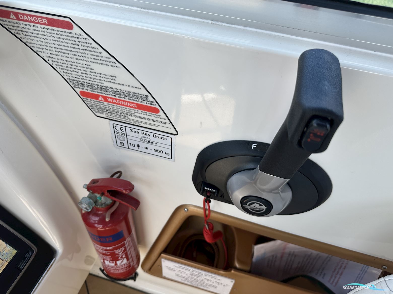 Sea Ray 260 Sundancer