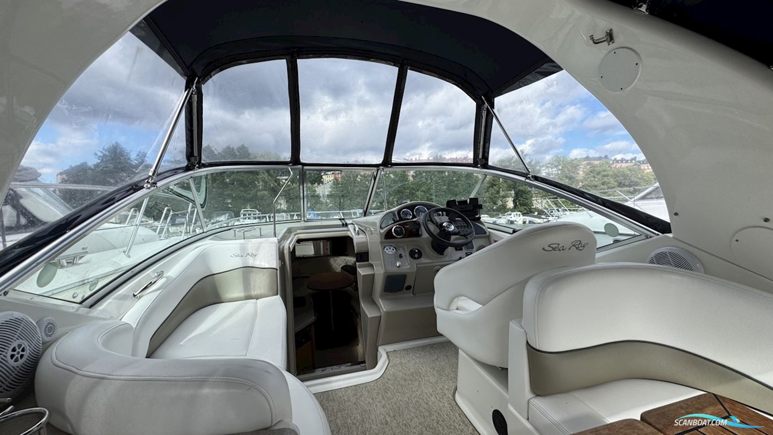 Sea Ray 260 Sundancer