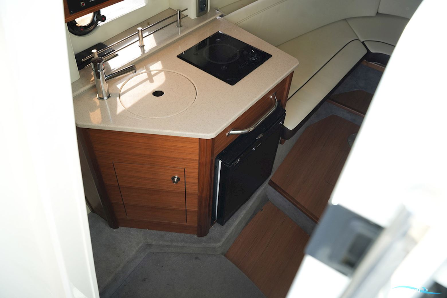 Sea Ray 265