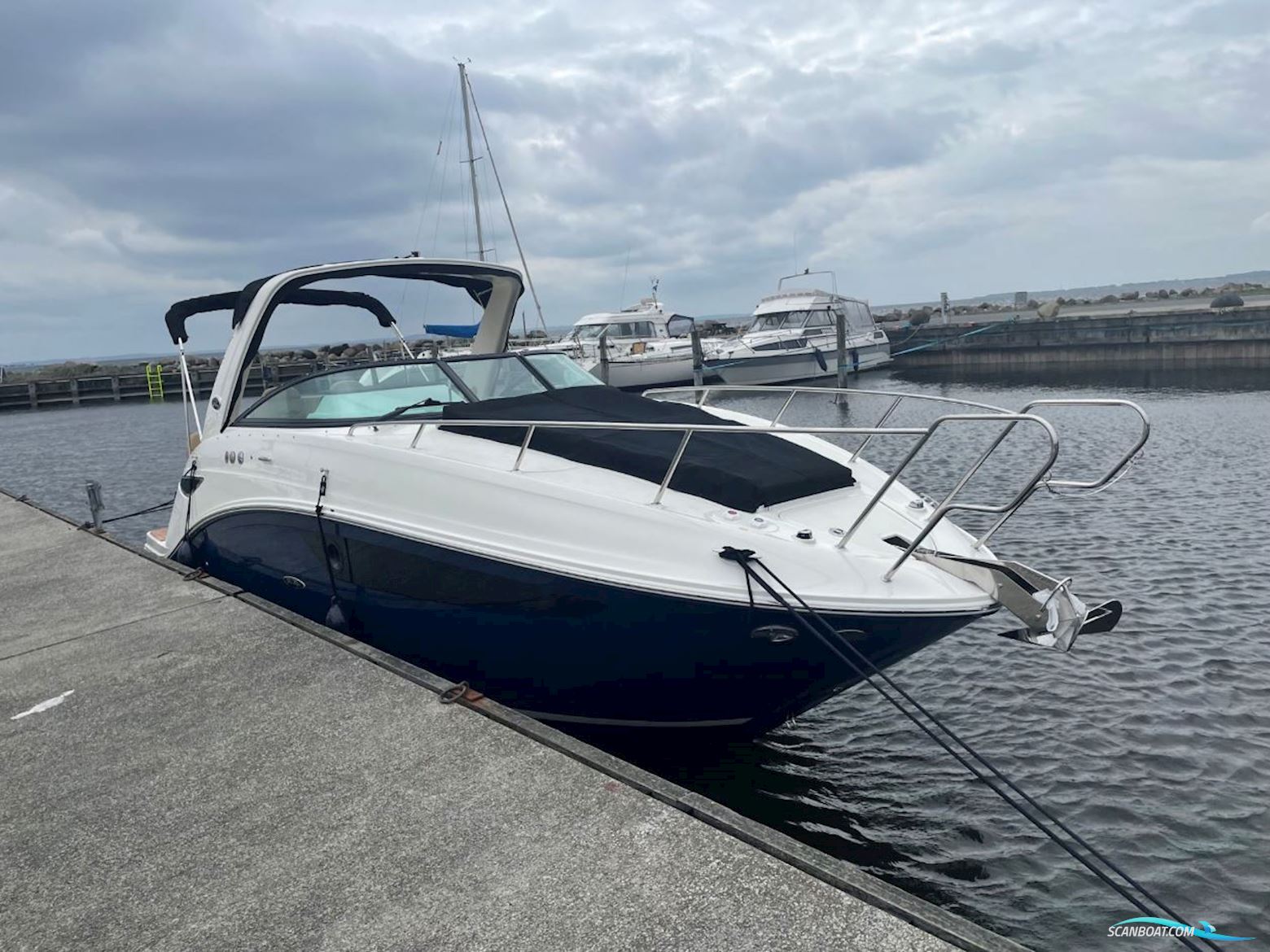 Sea Ray 265 Sundancer Motorbåd 2022, med MerCruiser Diesel motor, Danmark