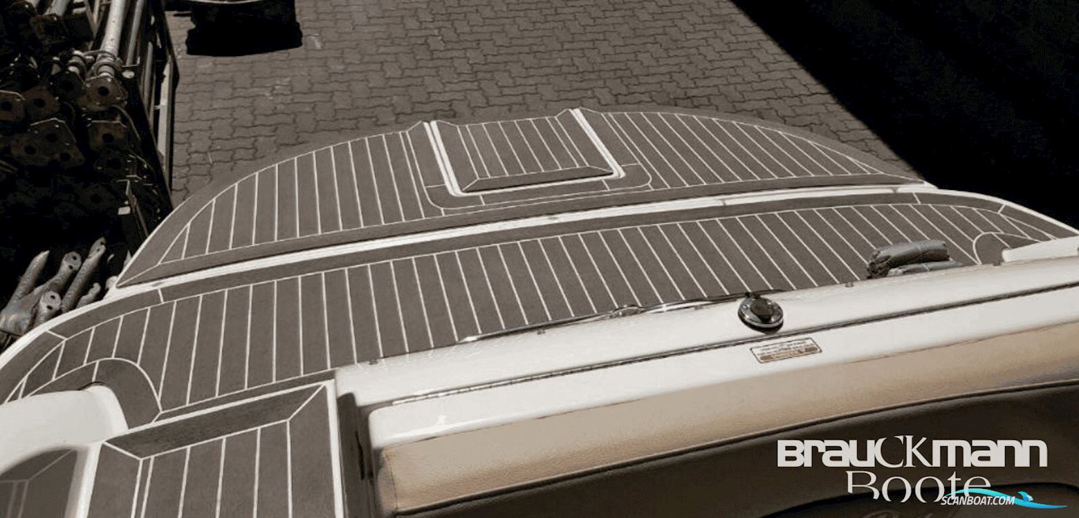 Sea Ray 270 Sundeck