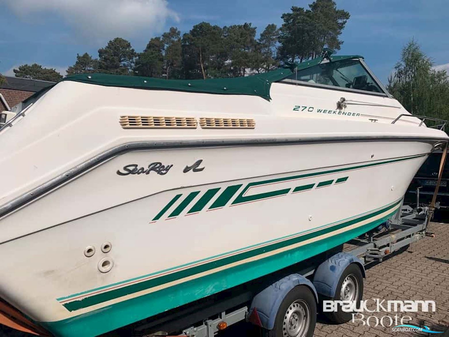 Sea Ray 270 Weekender