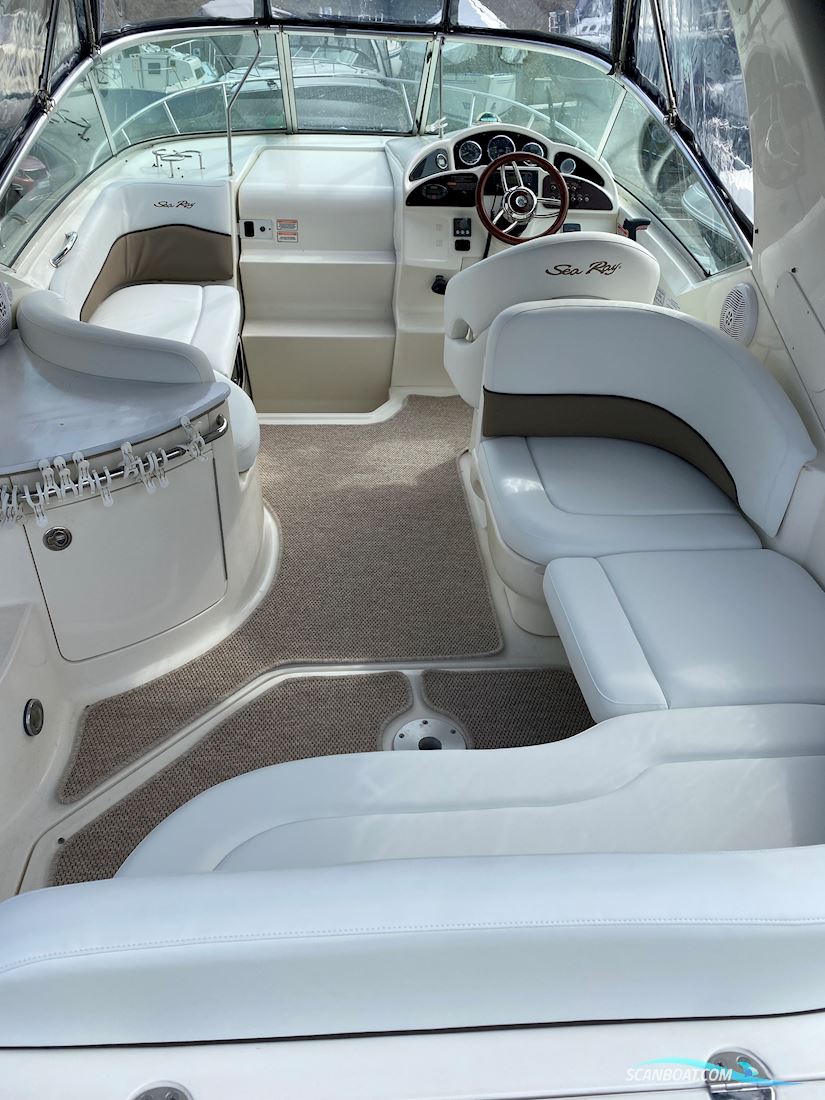 Sea Ray 275 Sundancer