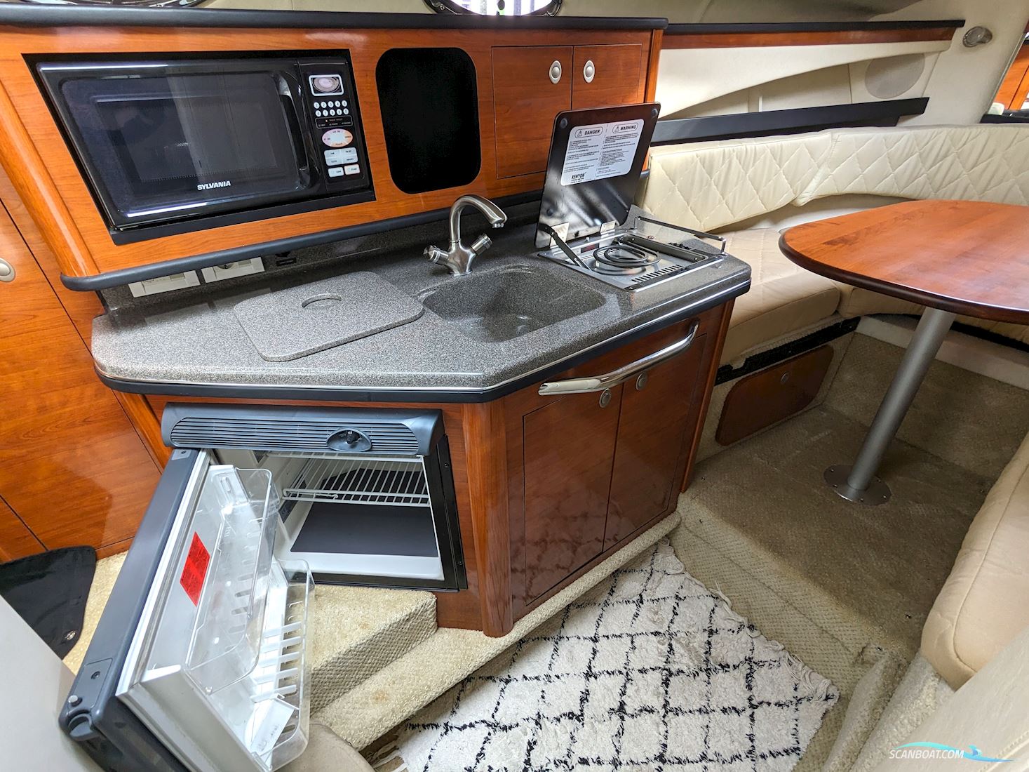 Sea Ray 275 Sundancer