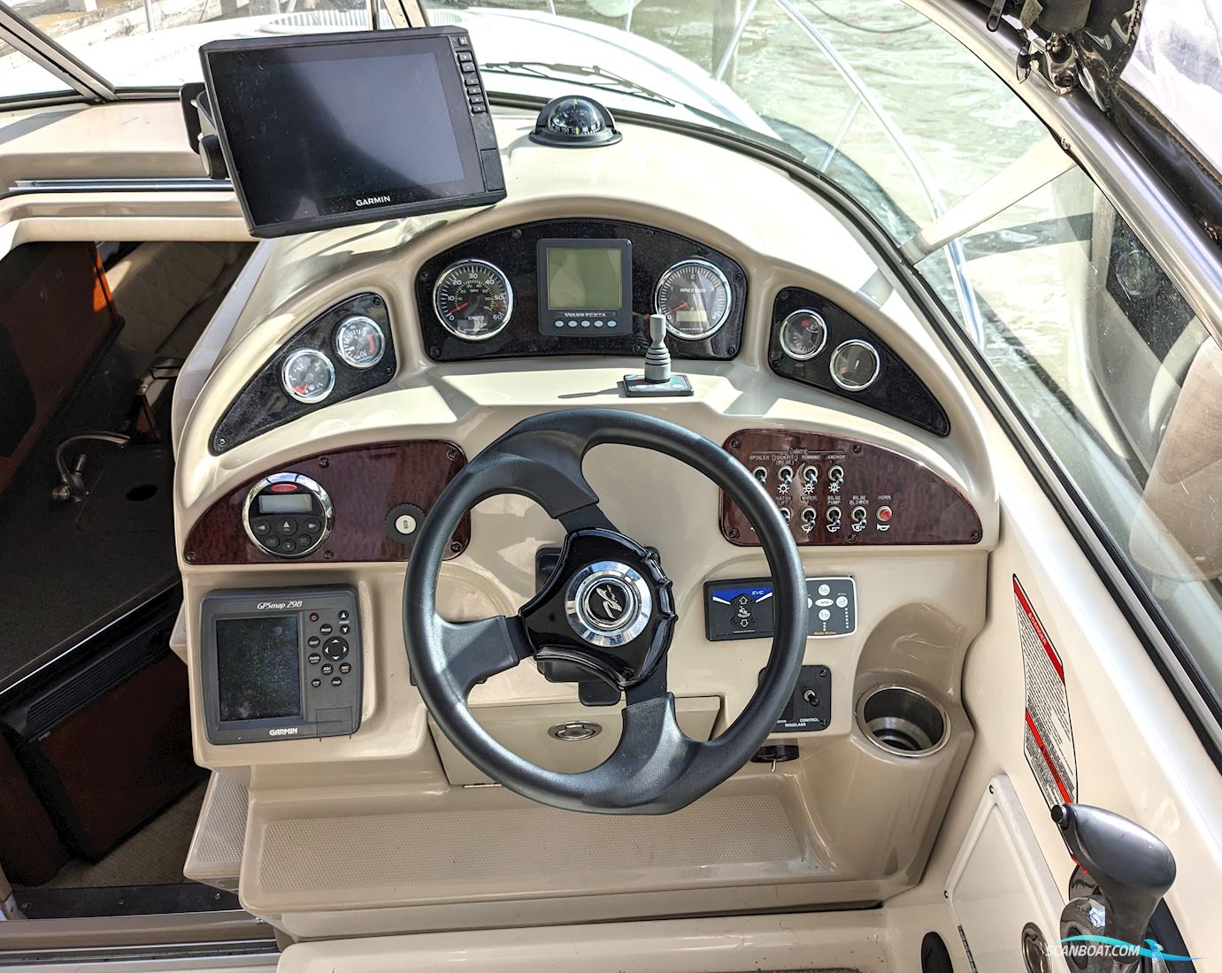 Sea Ray 275 Sundancer