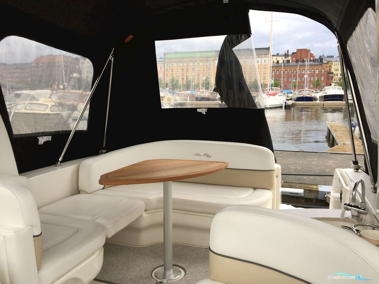 Sea Ray 275 Sundancer