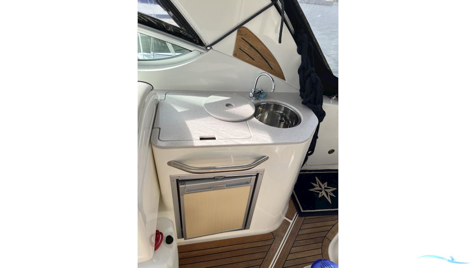 Sea Ray 305 Sundancer
