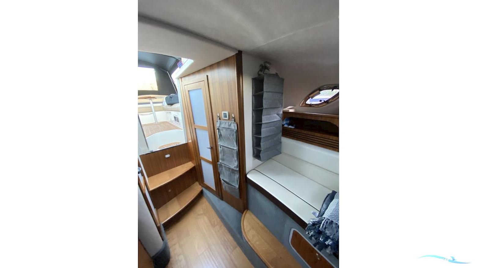 Sea Ray 305 Sundancer