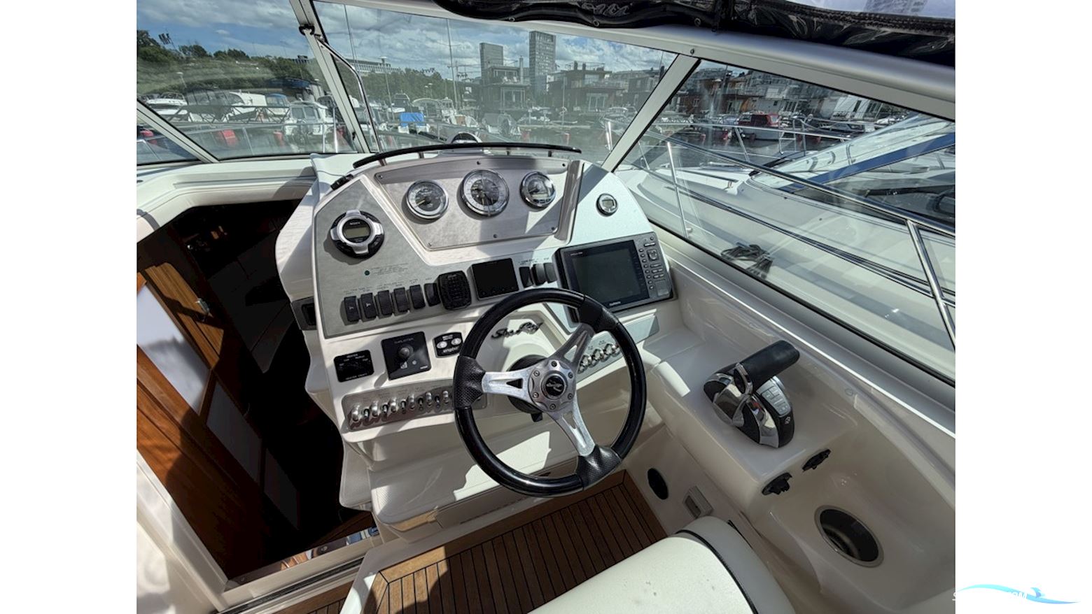 Sea Ray 305 SUNDANCER