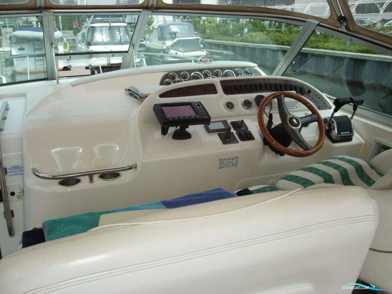 Sea Ray 310 SUNDANCER