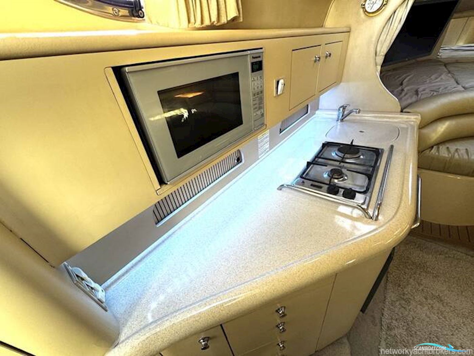 Sea Ray 310 Sundancer