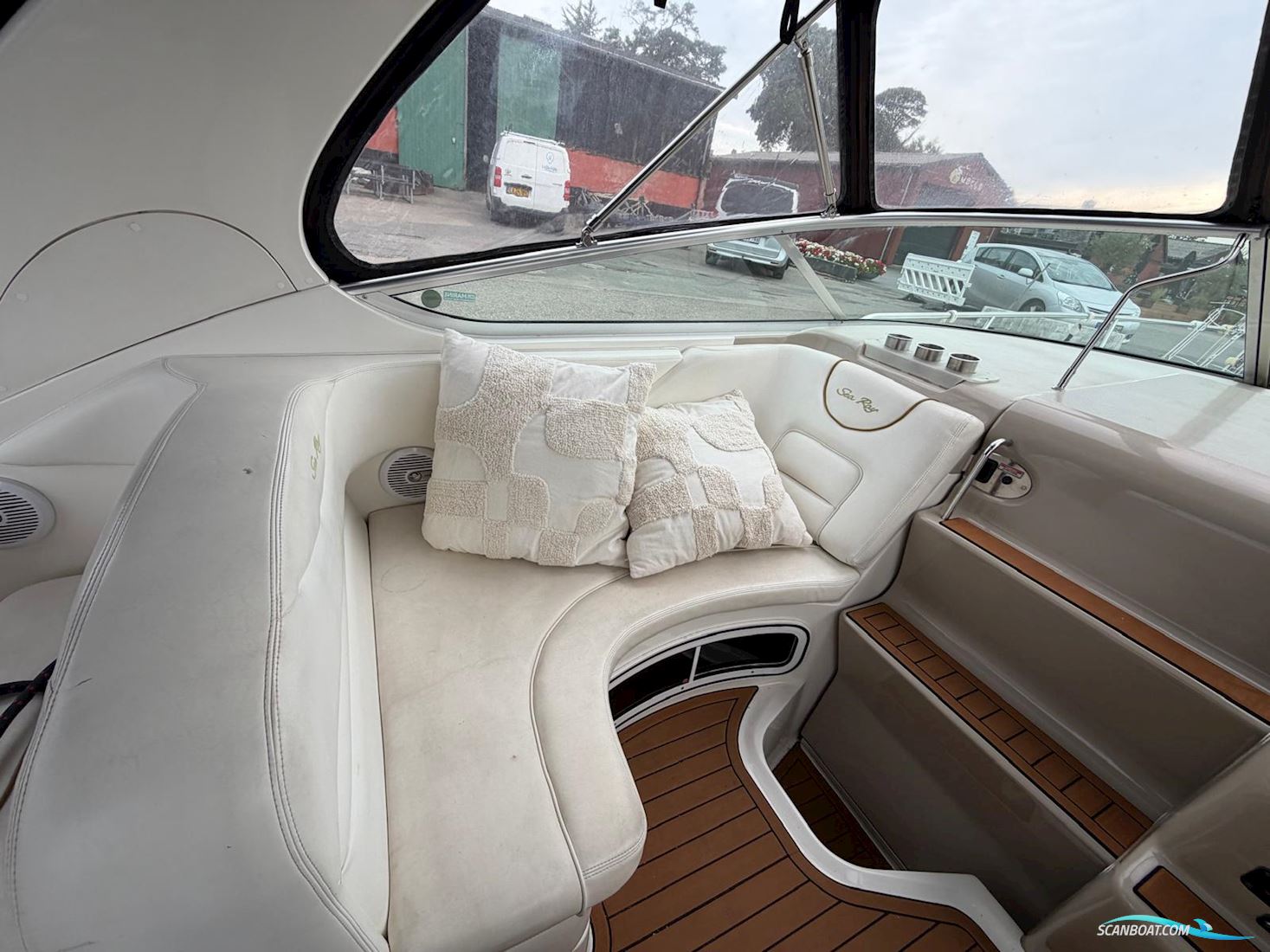 Sea Ray 315 Sundancer