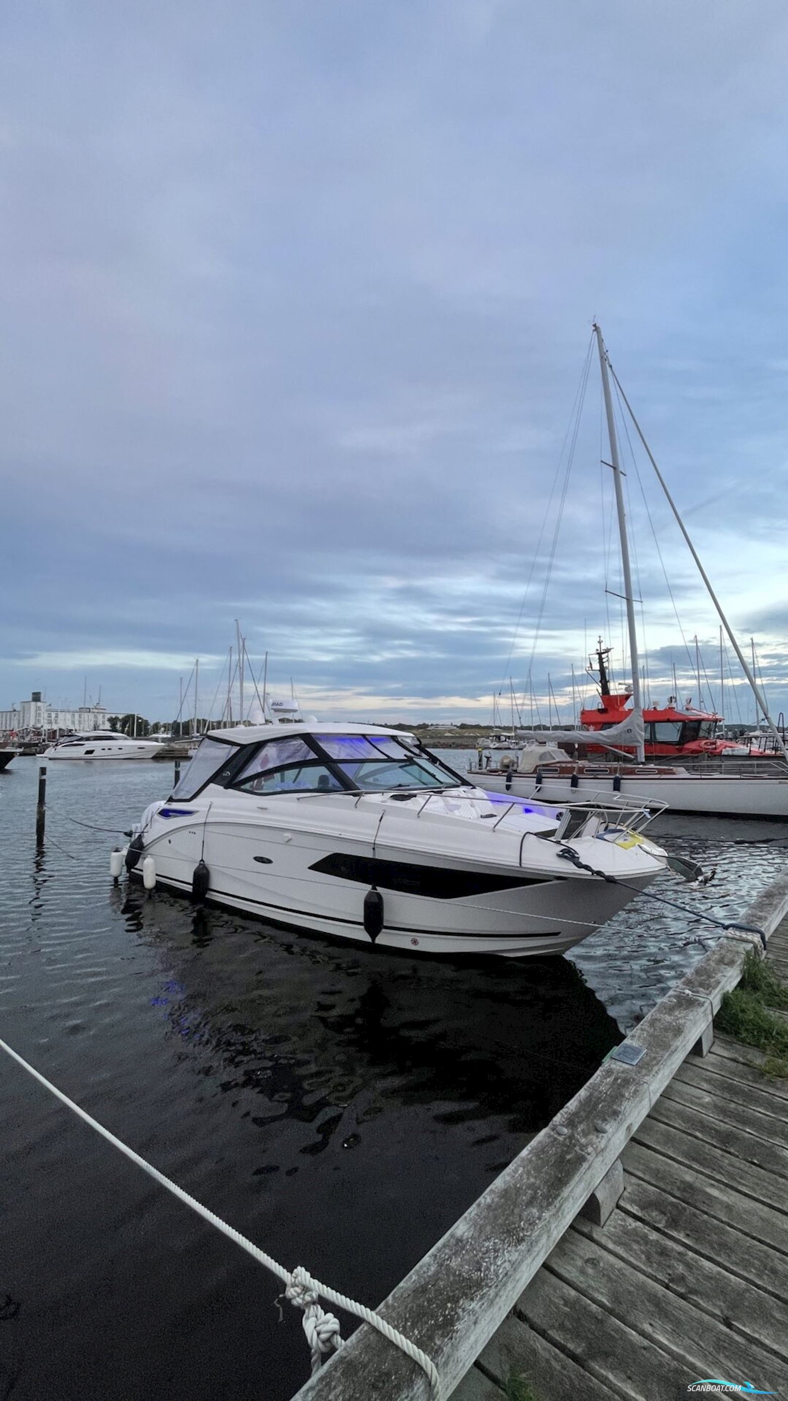 Sea Ray 320 Sundancer OB