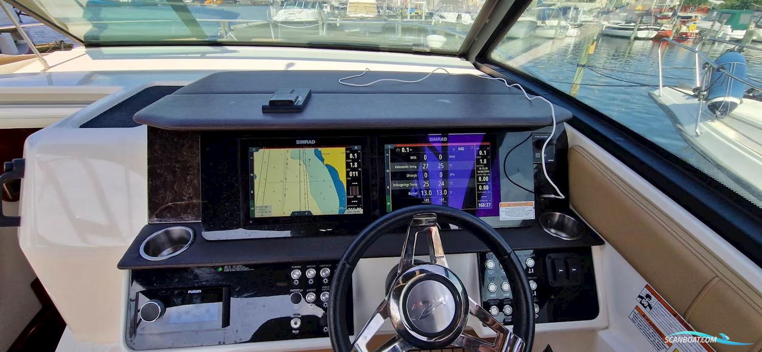 Sea Ray 320 Sundancer