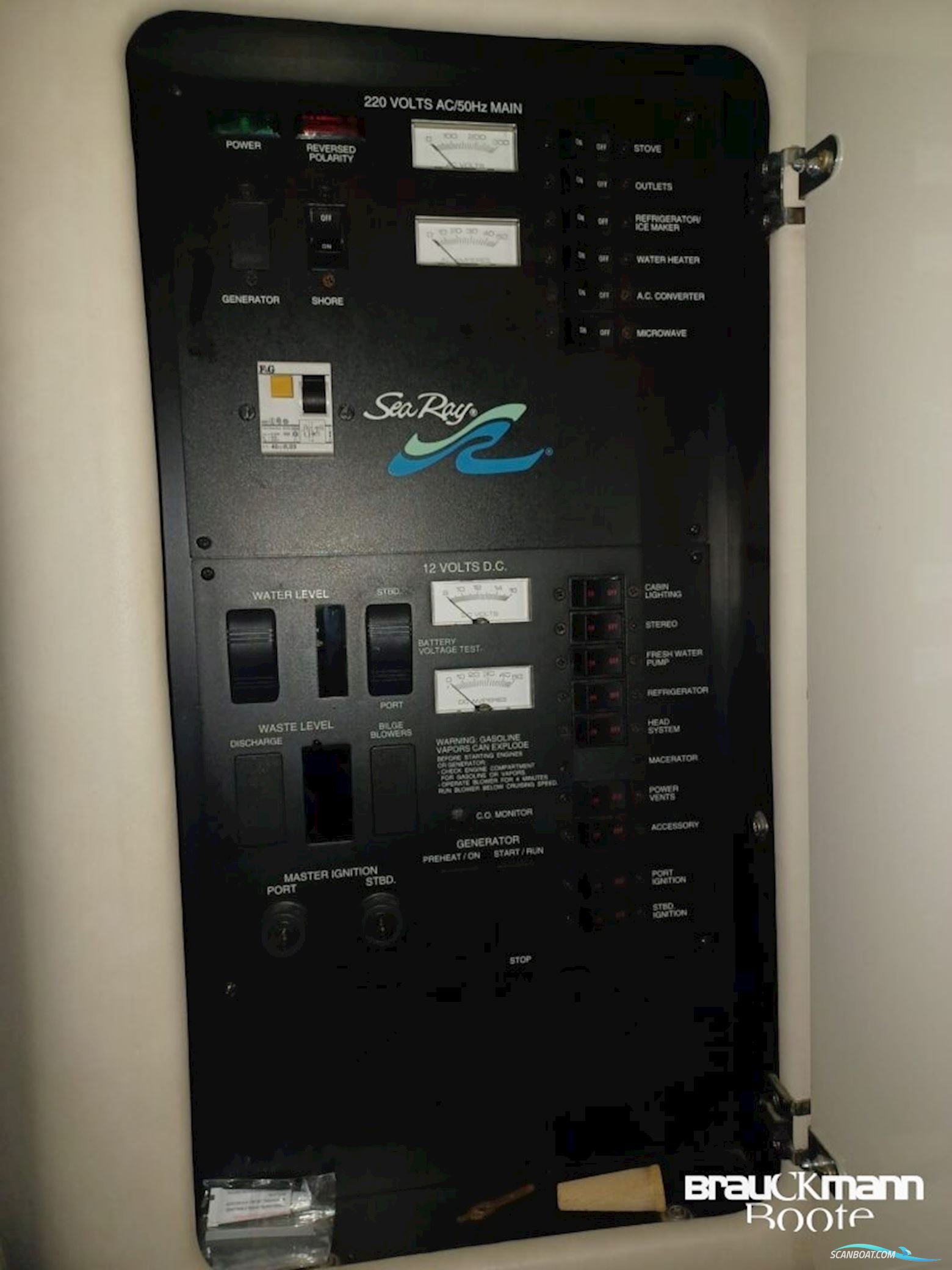 Sea Ray 330 Sundancer