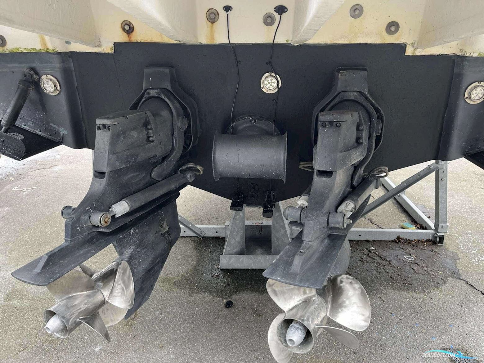 Sea Ray 335 Sundancer