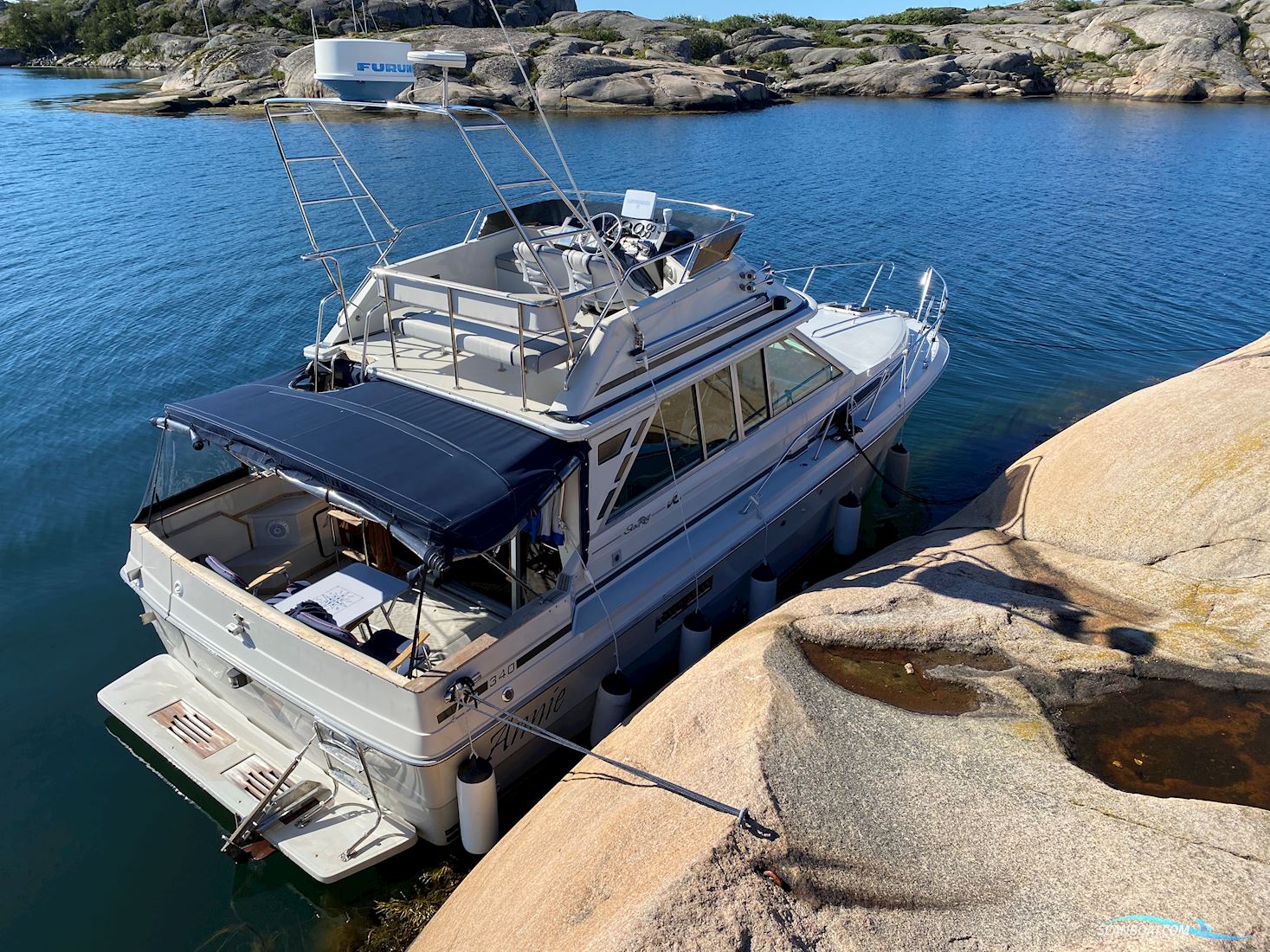 Sea Ray 340 Sedan Bridge