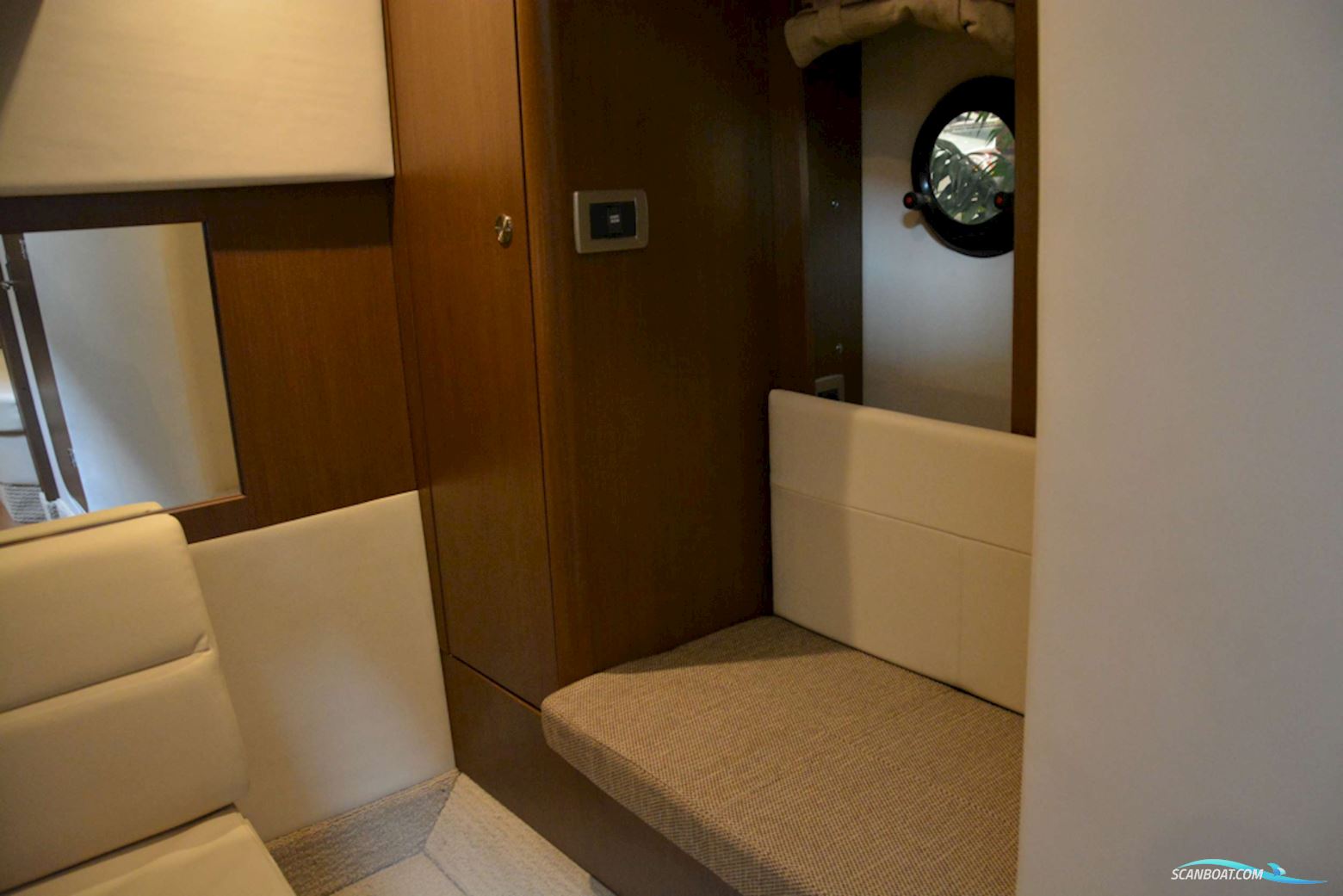 Sea Ray 350 Sundancer