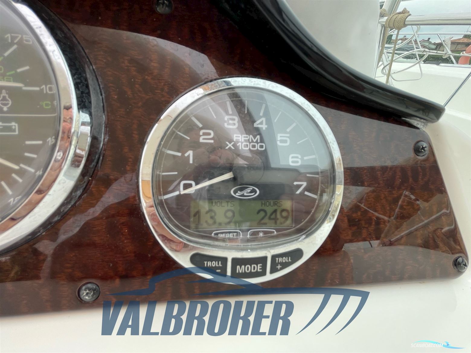 Sea Ray 355 DA SUNDANCER