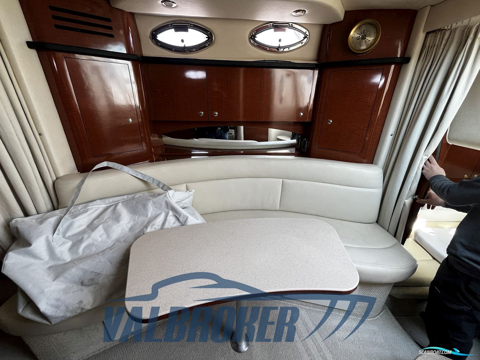 Sea Ray 355 DA SUNDANCER