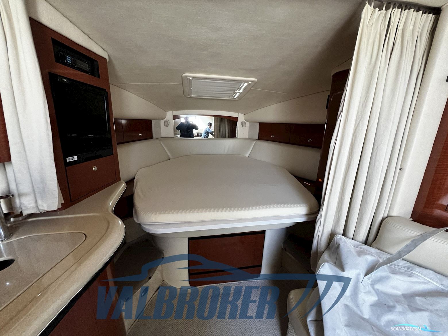 Sea Ray 355 DA SUNDANCER