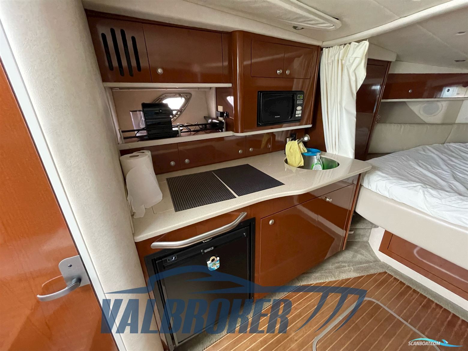 Sea Ray 355 DA SUNDANCER