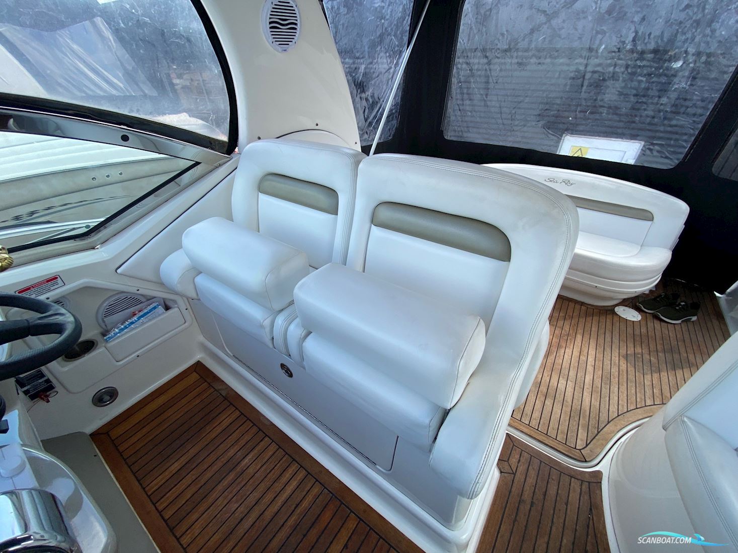 Sea Ray 355 Sundancer