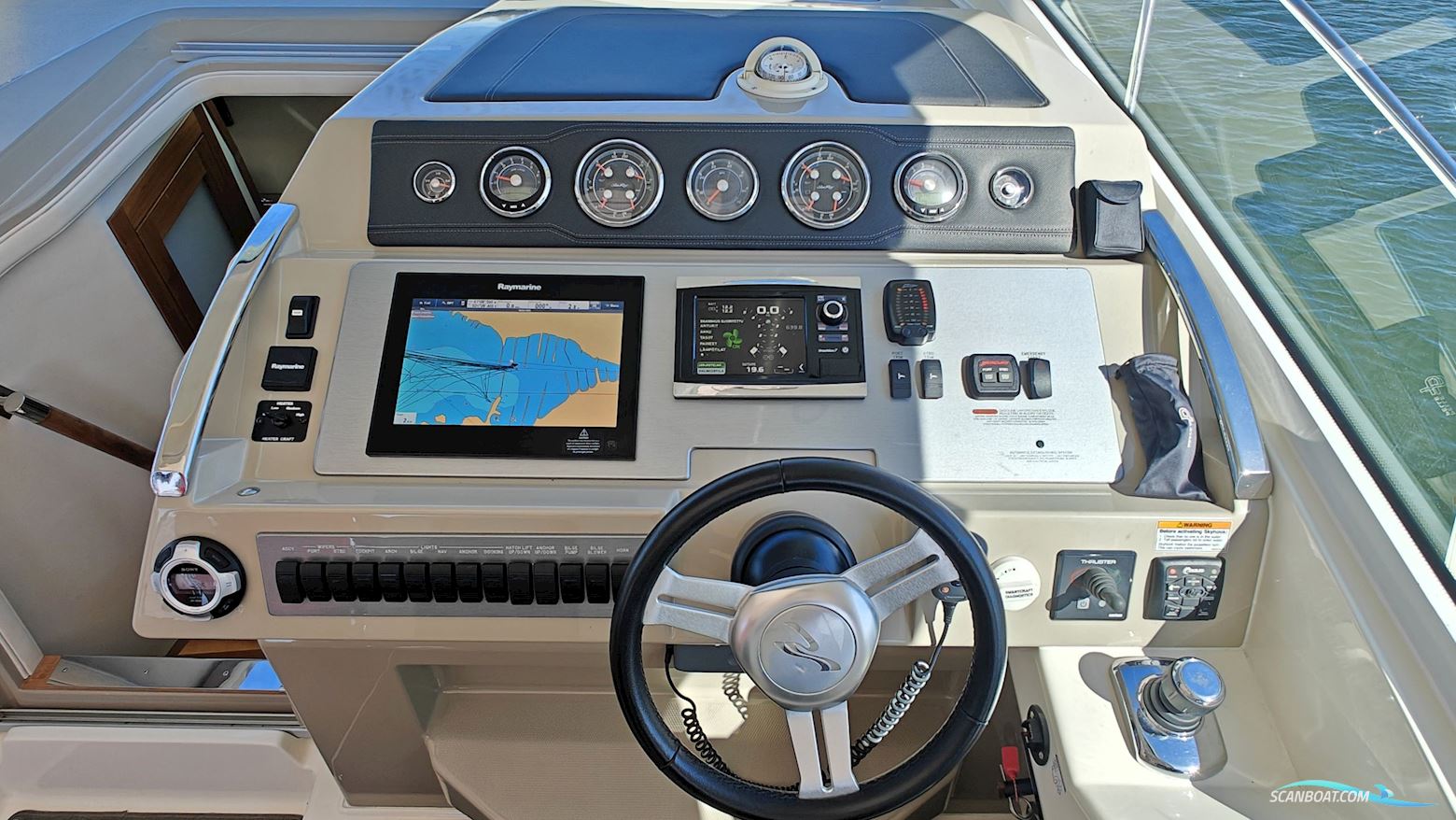 Sea Ray 355 Sundancer