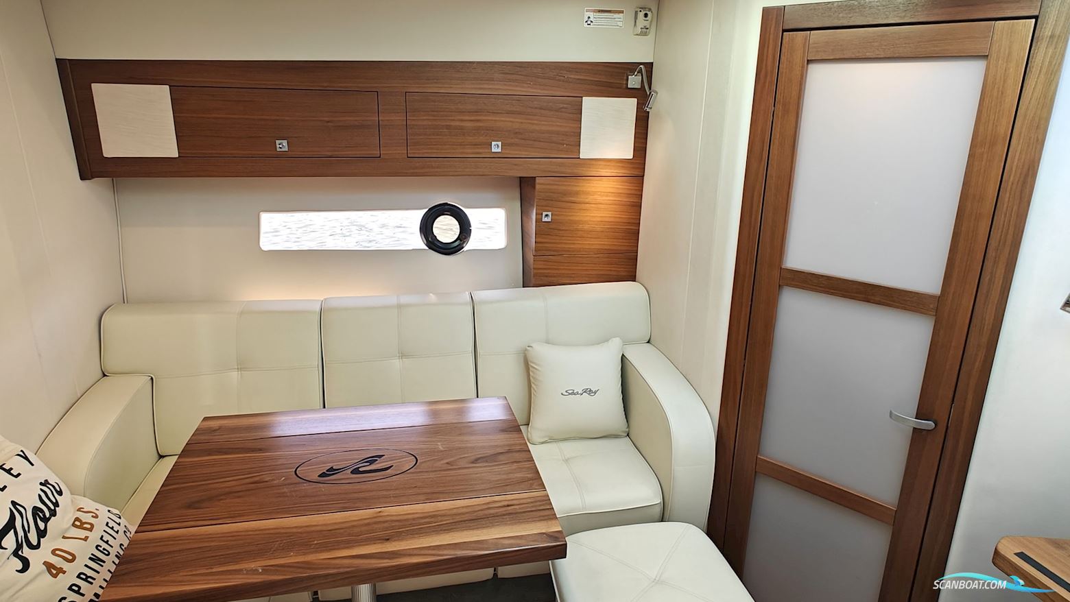 Sea Ray 355 Sundancer