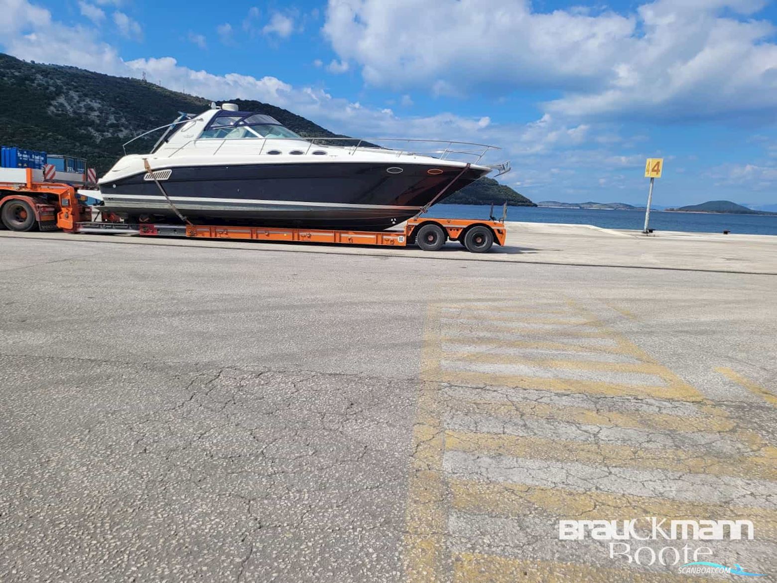 Sea Ray 37