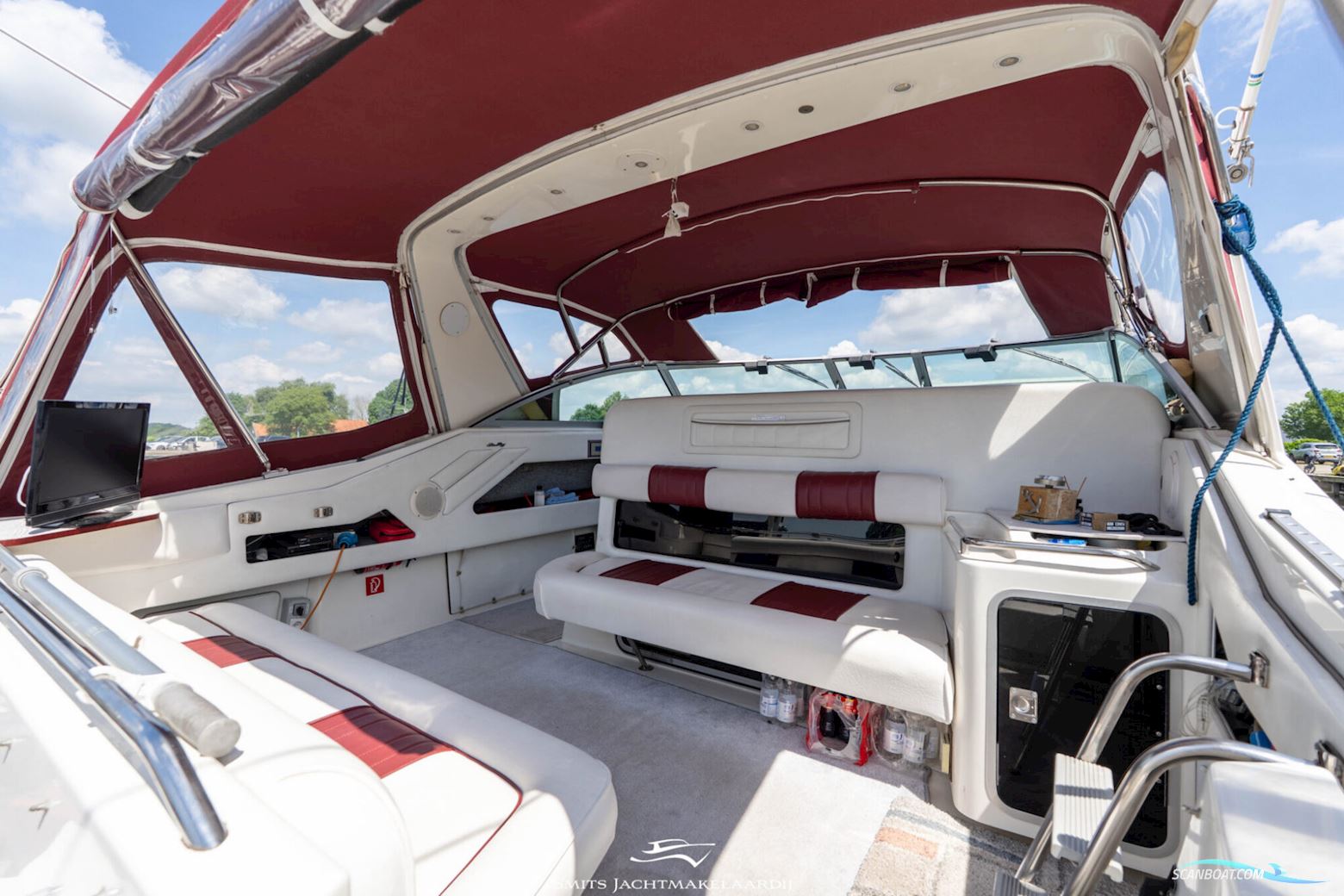Sea Ray 370 Express Cruiser
