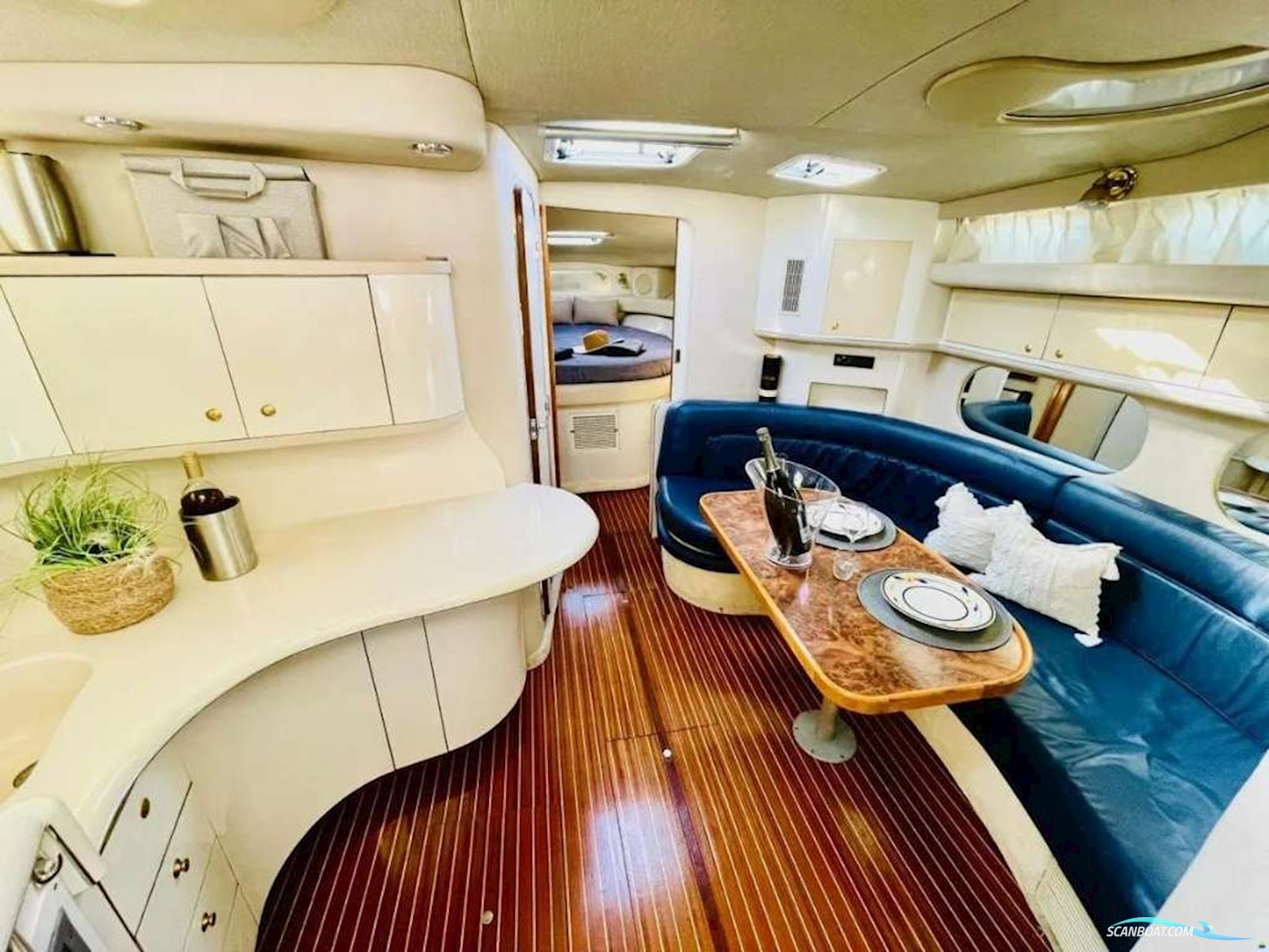 Sea Ray 370 SUNDANCER