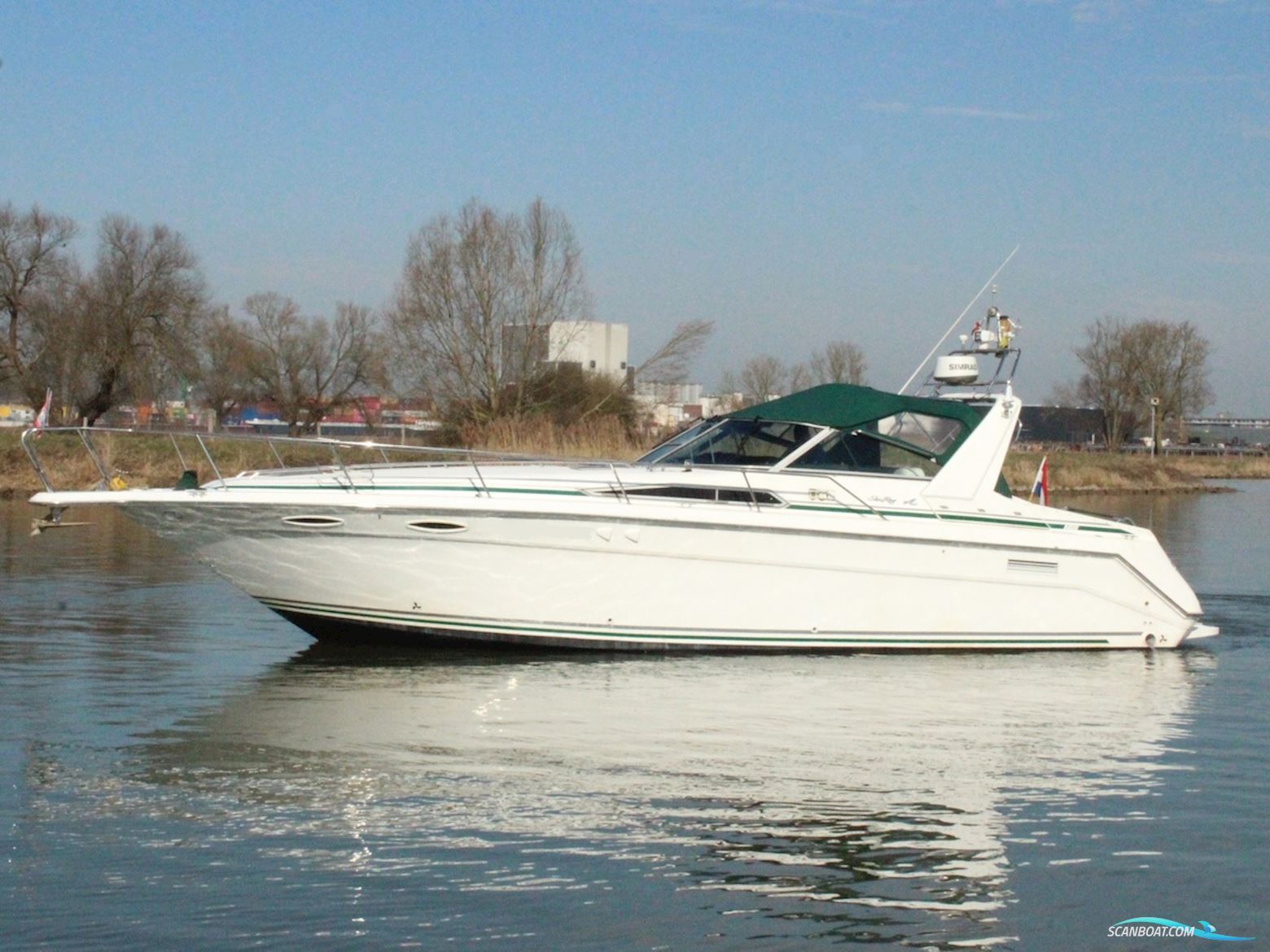 Sea Ray 370 Sundancer Motorbåd 1992, med Mercruiser motor, Holland