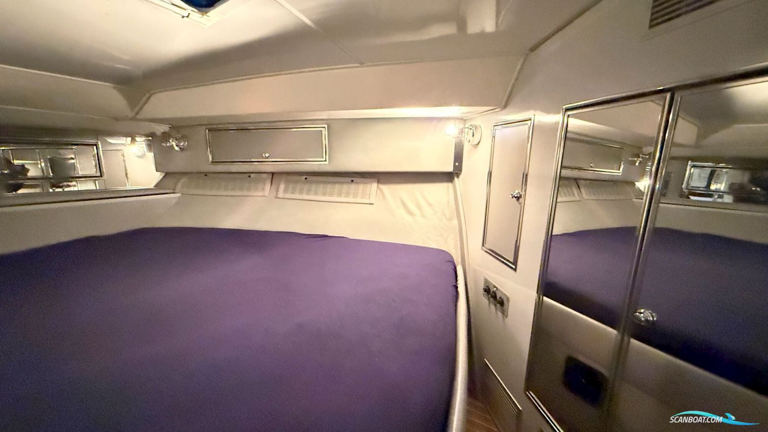 Sea Ray 400 Express Cruiser