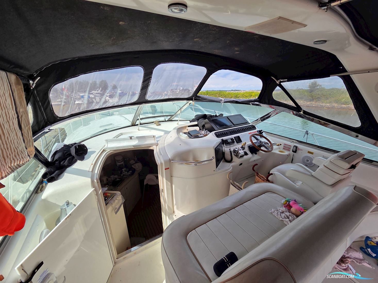 Sea Ray 400 Sundancer