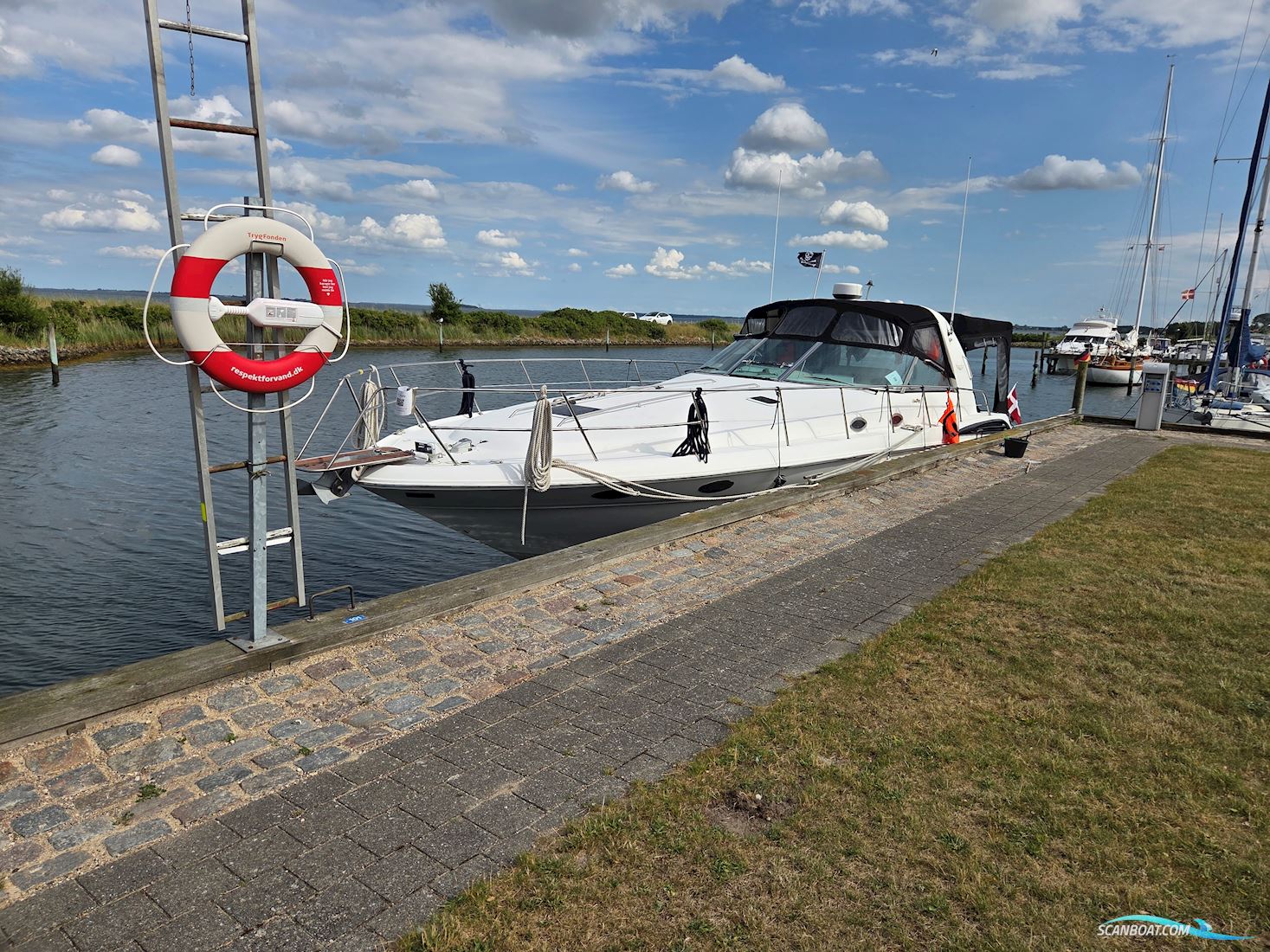 Sea Ray 400 Sundancer