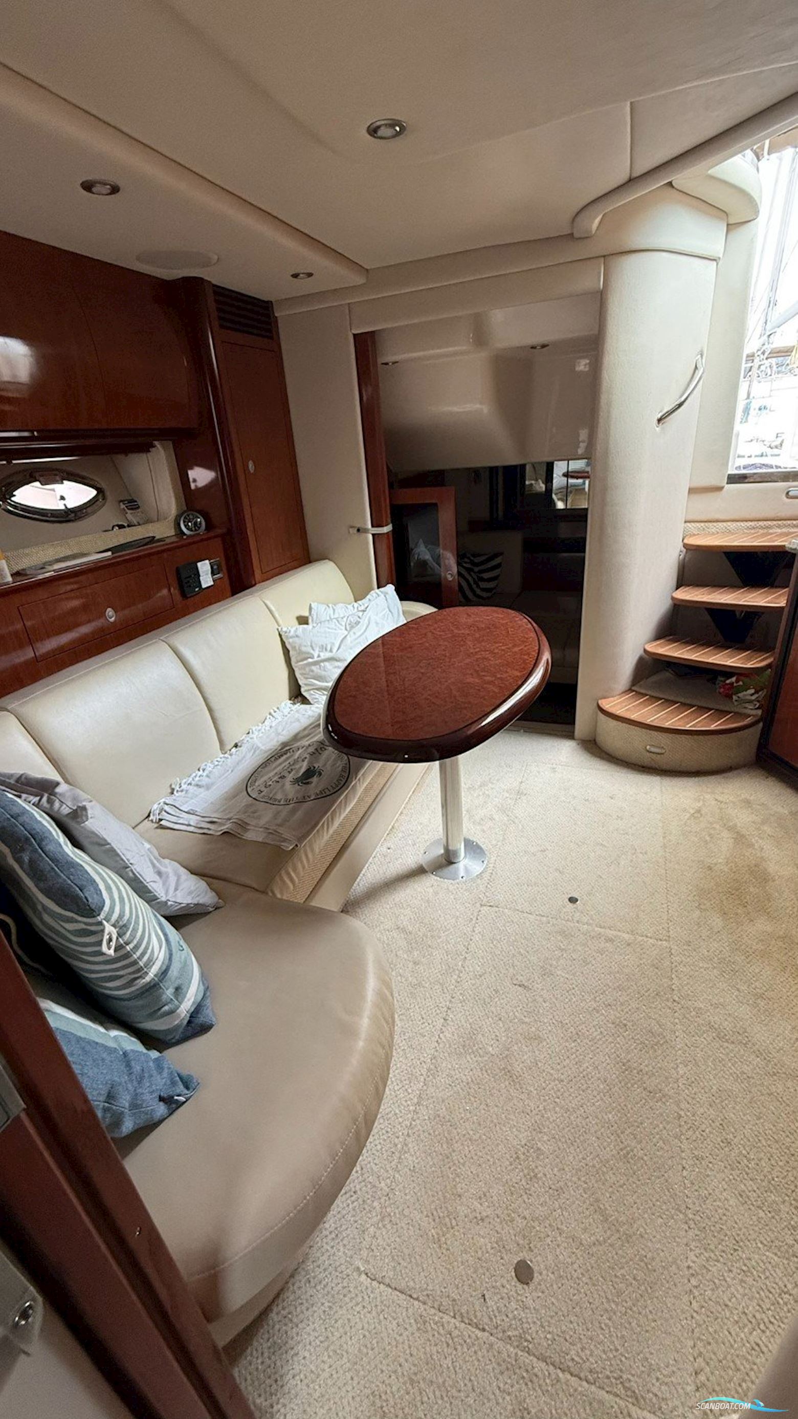 Sea Ray 425 SD - CUMMINS DIESEL