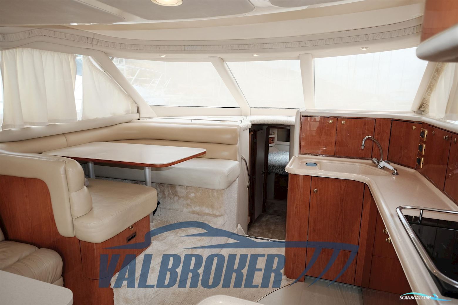 Sea Ray 480 SEDAN BRIDGE