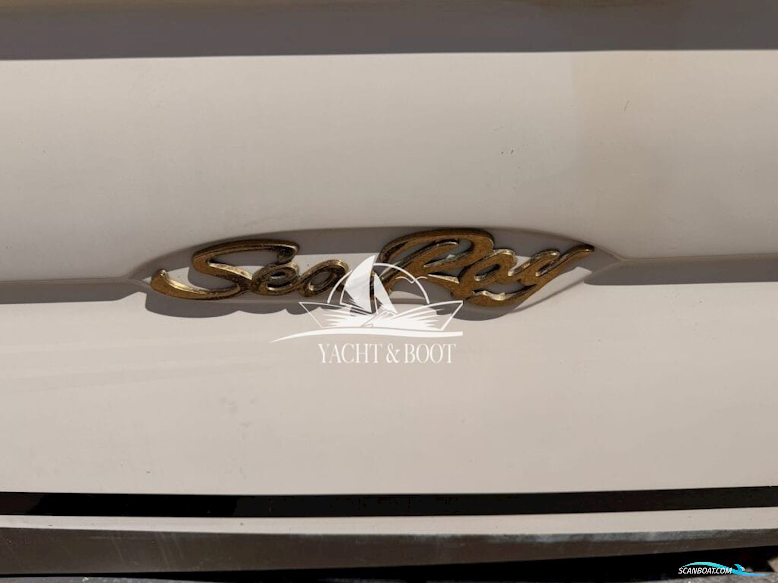 Sea Ray CB 200 Signature